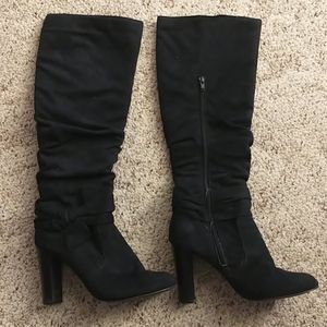 Knee/slightly over the knee black heeled boots